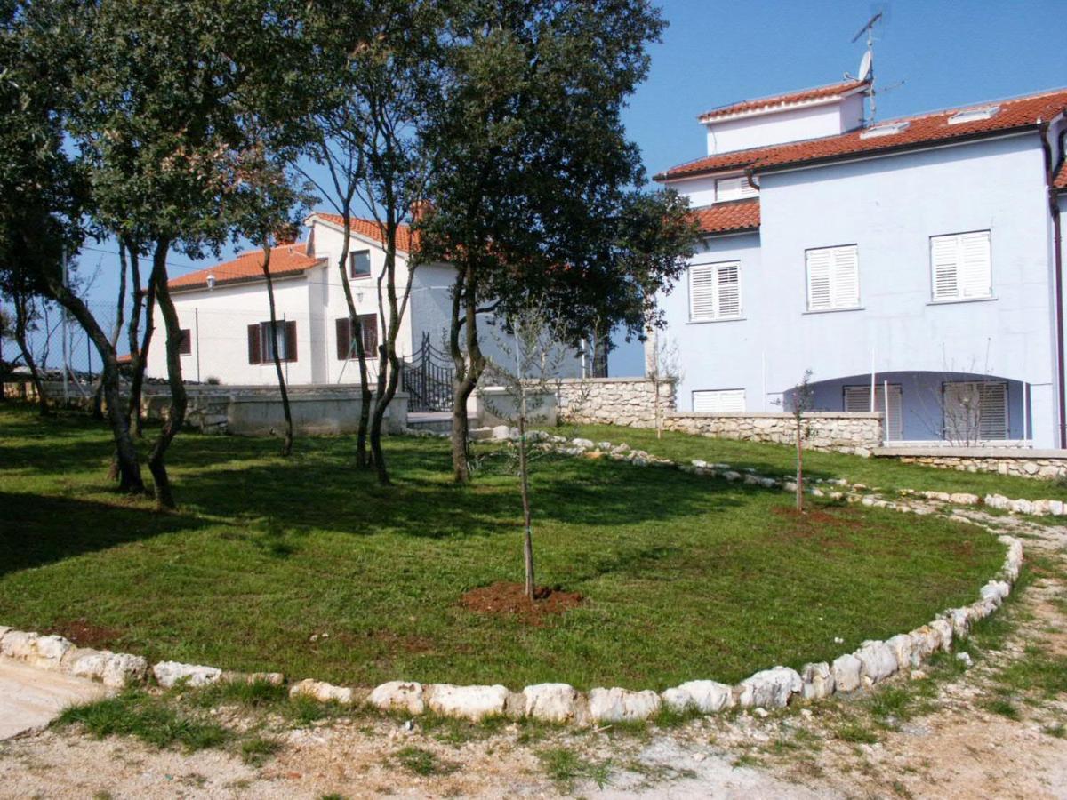 Apartments And Rooms With Wifi Vrsar, Porec - 3007 Buitenkant foto