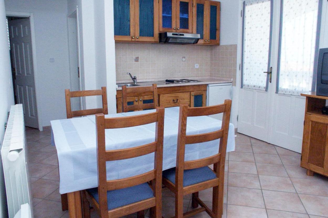 Apartments And Rooms With Wifi Vrsar, Porec - 3007 Buitenkant foto